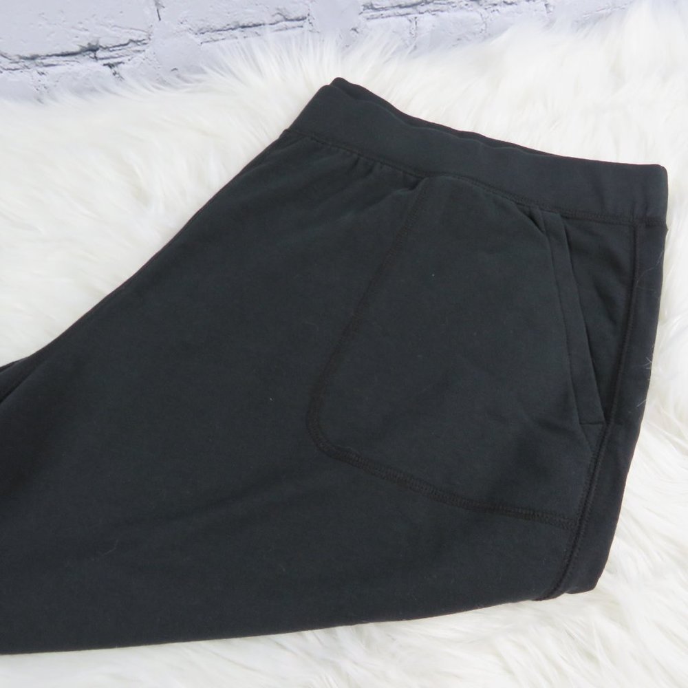 Women's French Terry Casual Shorts w/ Pockets - Black - Picture 2 of 4